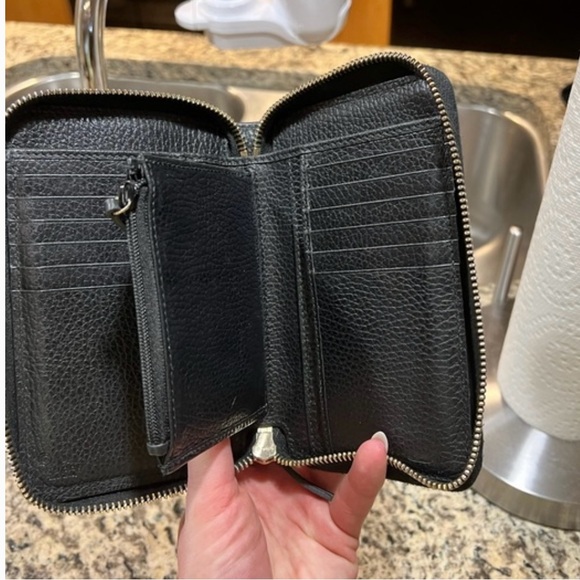 Black Gucci wallet - Picture 6 of 7